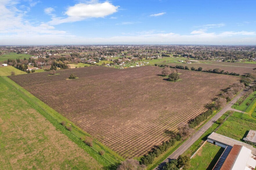 More Photos Of 9590 Kost rd, Galt Land For Sale