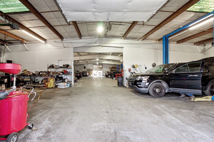 More Photos Of 3797 Lawrenceville Hwy, Tucker General Retail For Sale