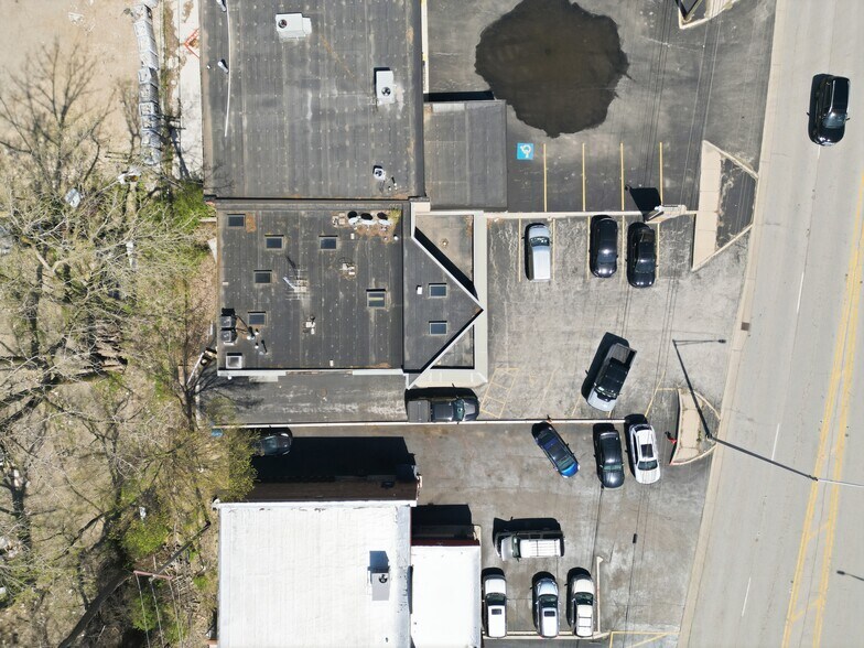 More Photos Of 11324 Southwest Hwy, Palos Hills General Retail For Sale