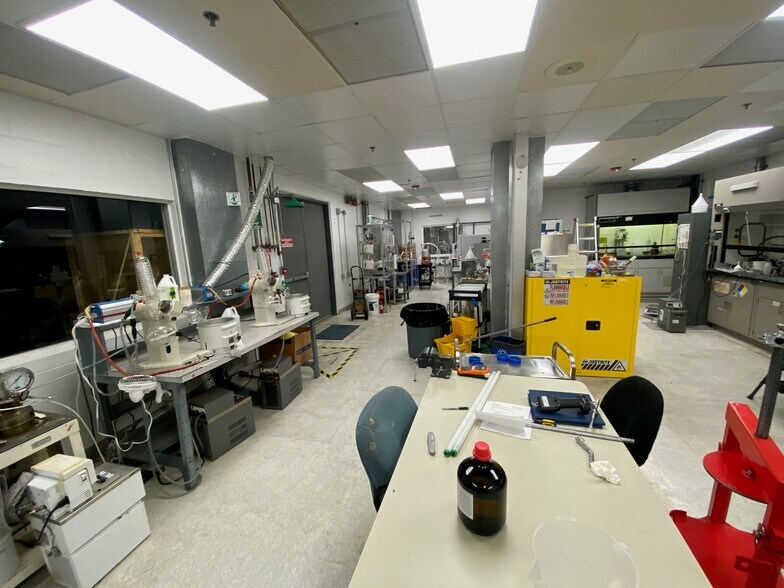 More Photos Of 6780 Cortona Dr, Goleta Industrial For Lease