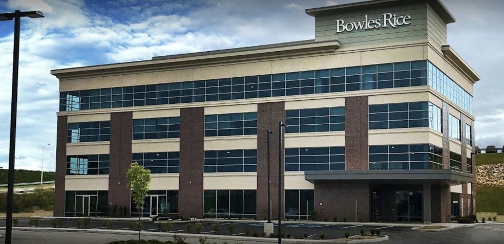 More Photos Of 125 Granville Sq, Morgantown Office For Lease