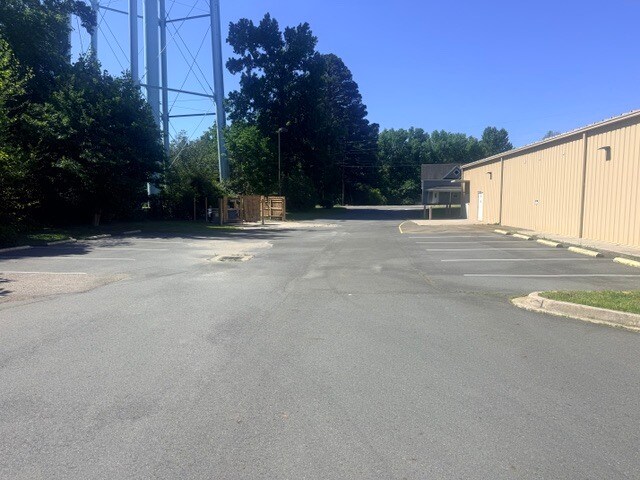 More Photos Of 2384 Nc Highway 24 27 E, Biscoe Freestanding For Sale