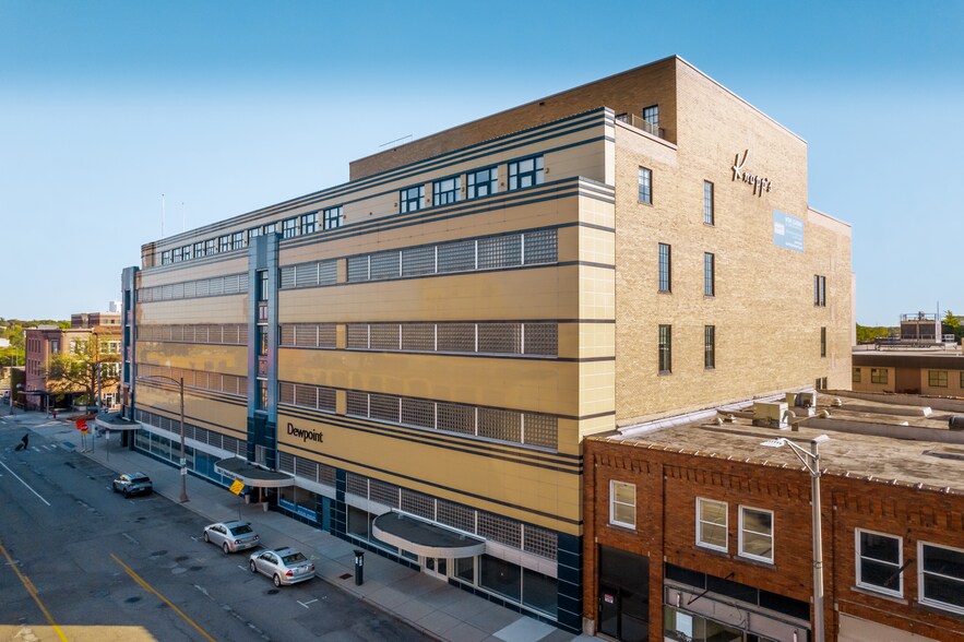 More Photos Of 300 S Washington Sq, Lansing Office Residential For Lease