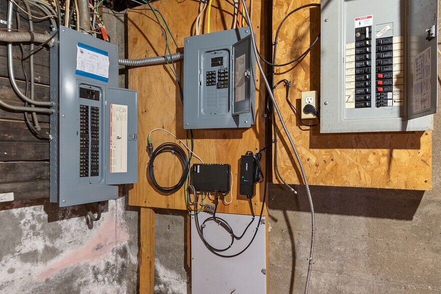 More Photos Of 1123 South St, Fitchburg Restaurant For Sale