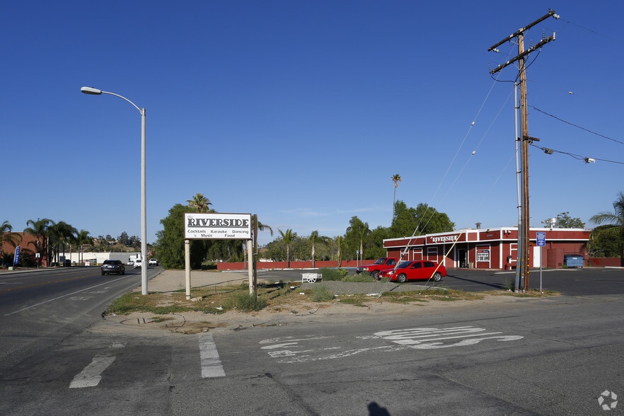 More Photos Of 31502 Riverside Dr, Lake Elsinore Restaurant For Sale