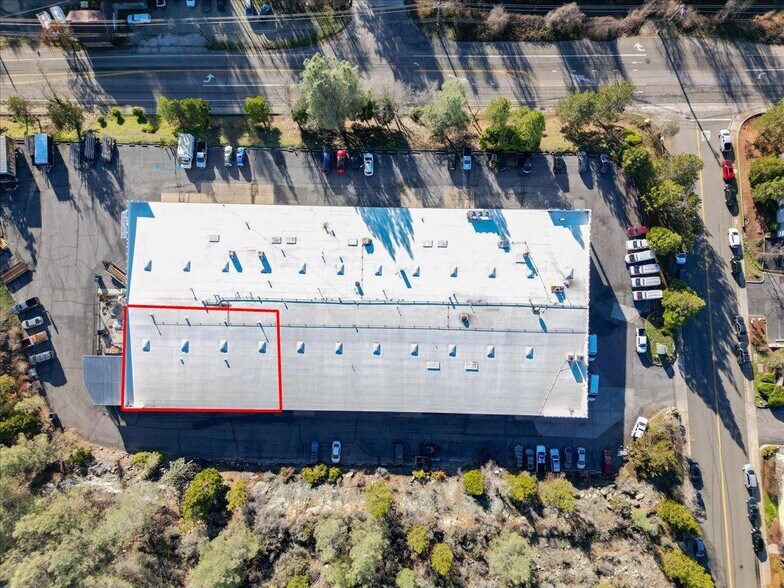 More Photos Of 110 Spring Hill Dr, Grass Valley Manufacturing For Lease