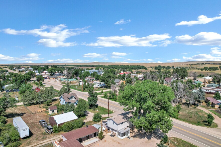 More Photos Of 808 Caribou St, Simla Hospitality For Sale