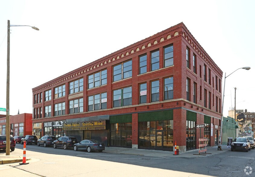 More Photos Of 2362 Russell St, Detroit Storefront Retail Office For Lease