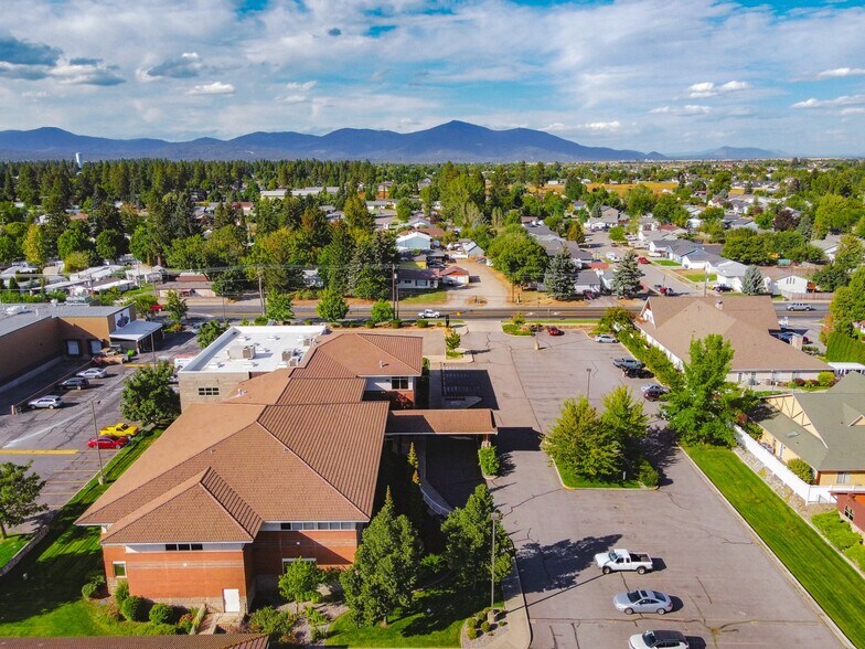 More Photos Of 927 E Polston Ave, Post Falls Office For Sale