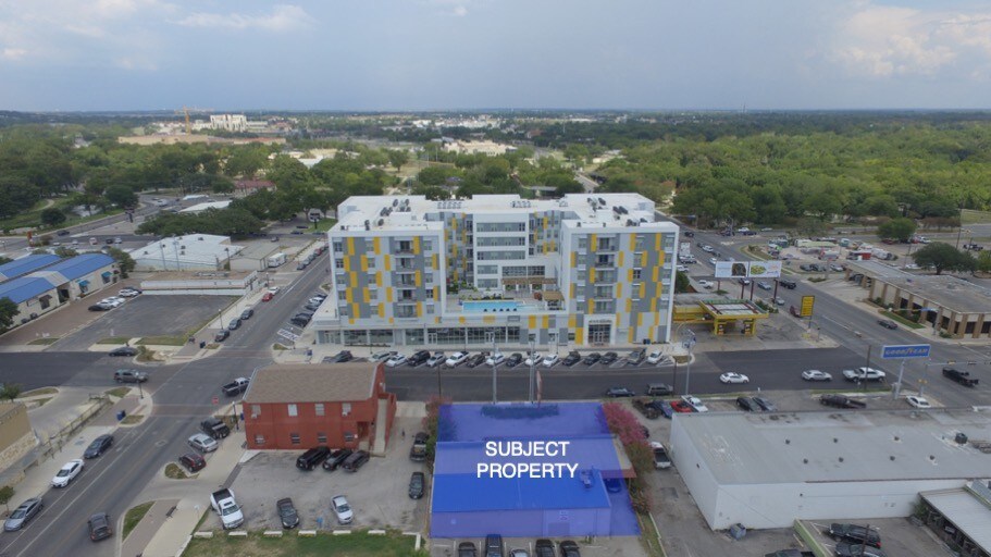 More Photos Of 209 N Edward Gary St, San Marcos Freestanding For Lease