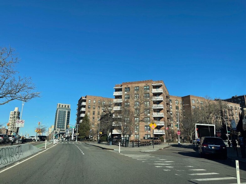 More Photos Of 10025 Queens Blvd, Forest Hills Apartments For Sale