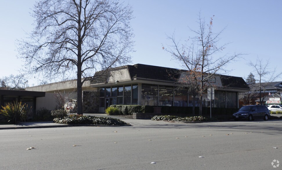 Primary Photo Of , Lafayette General Retail For Sale