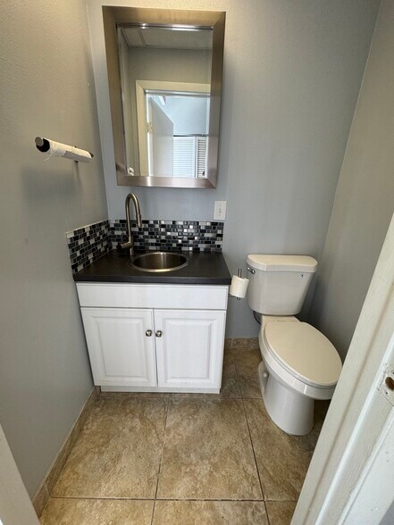 More Photos Of 3015 N Ocean Blvd, Fort Lauderdale Apartments For Sale