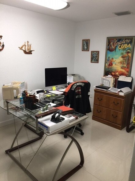 More Photos Of 3100 NW 72nd Ave, Miami Warehouse For Lease