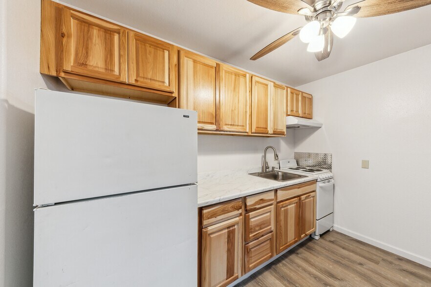 More Photos Of 3893 Pioneer Trail, South Lake Tahoe Apartments For Sale