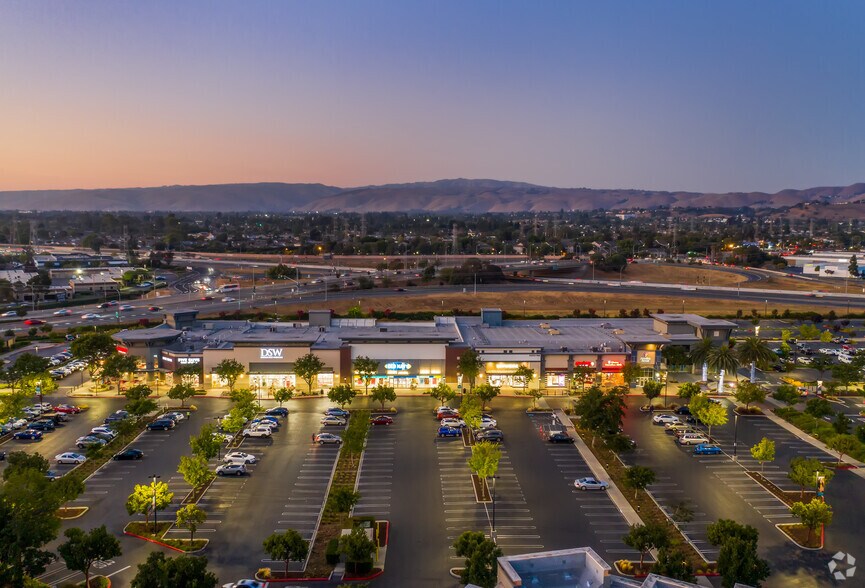 More Photos Of 43330-43612 Pacific Commons Blvd, Fremont Unknown For Lease