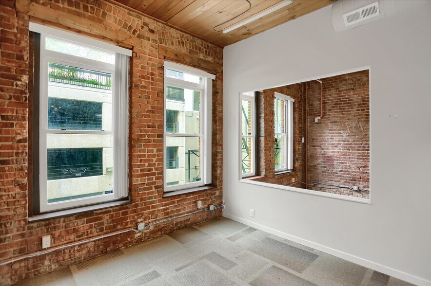 More Photos Of 1620 Market St, Denver Office For Lease