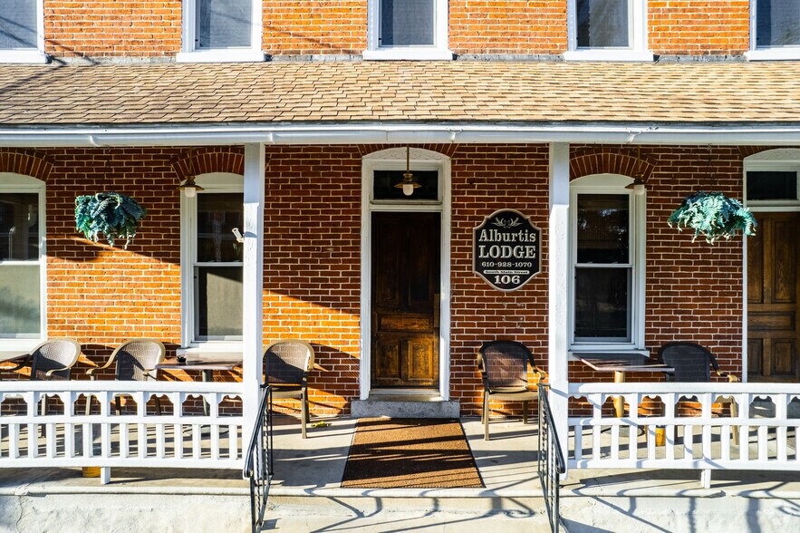 More Photos Of 102-106 S Main St, Alburtis Multifamily For Sale