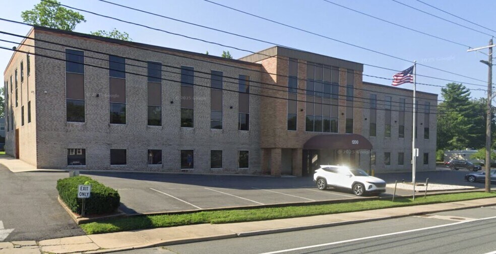 More Photos Of 1200 Philadelphia Pike, Wilmington Office For Sale