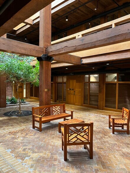 More Photos Of 171 Church St, Charleston Office For Sale