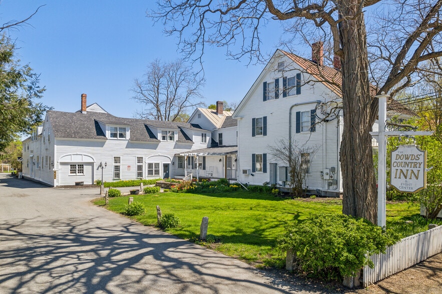 More Photos Of 9 Main St, Lyme Hospitality For Sale
