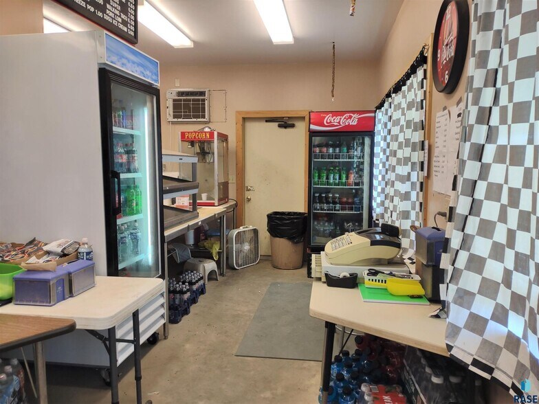 More Photos Of 1300 SE 3rd Ave, Miller Land For Sale