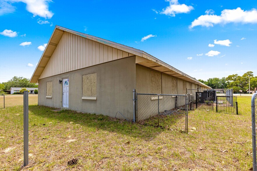 More Photos Of 484 Emerald Rd, Ocala Religious Facility For Sale