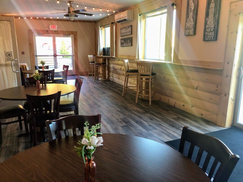 More Photos Of 211 Mail Rd, Barryville Hotel For Sale