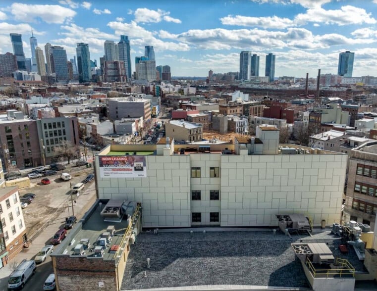 More Photos Of 333 Newark Ave, Jersey City Apartments For Lease