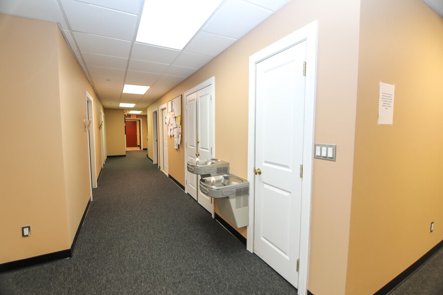 More Photos Of 8 Revolutionary Rd, Ossining Medical For Lease