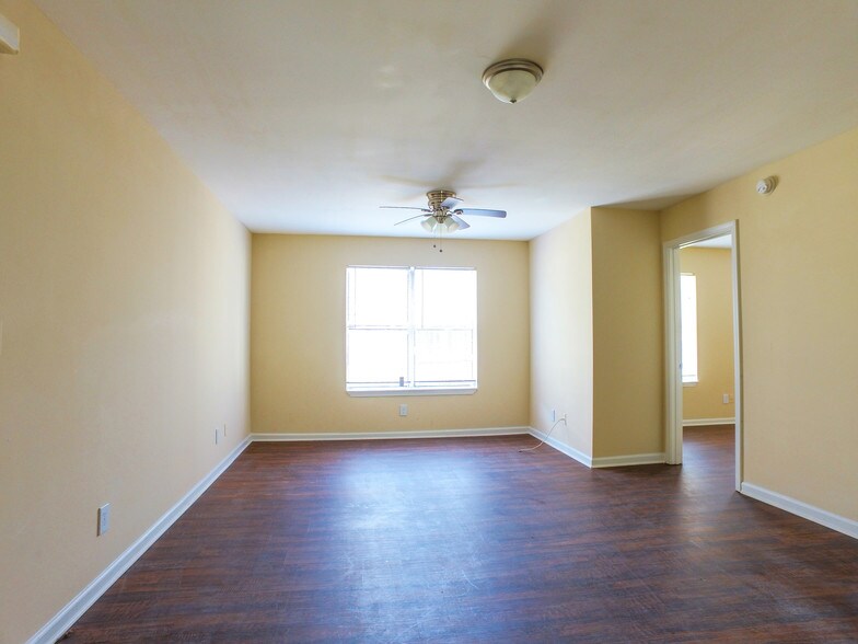 More Photos Of 8373 Thomas Rd, Jonesboro Apartments For Sale