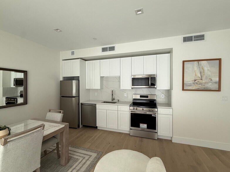 More Photos Of 1239 Forest Hill Rd, Staten Island Apartments For Sale