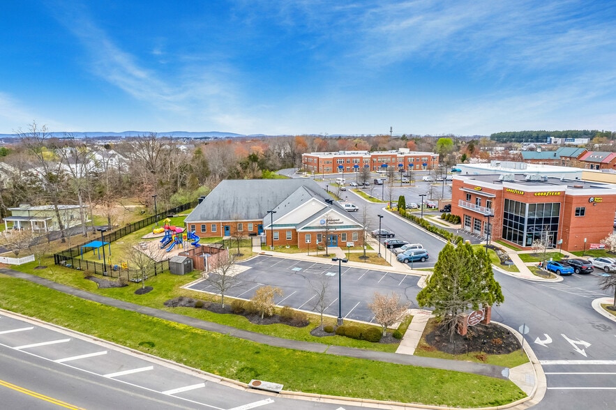 More Photos Of 43181 Amberwood Plz, Chantilly Schools For Sale