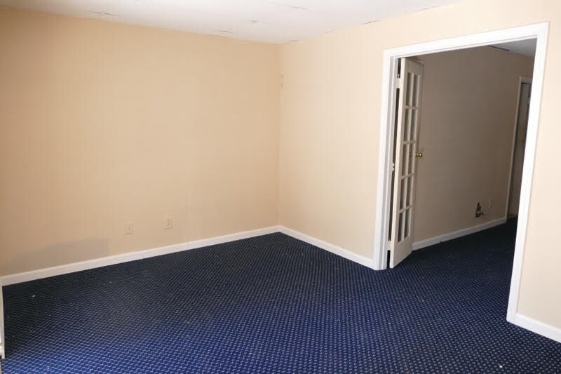 More Photos Of 2945 Stone Hogan Connector Rd, Atlanta Office Residential For Lease