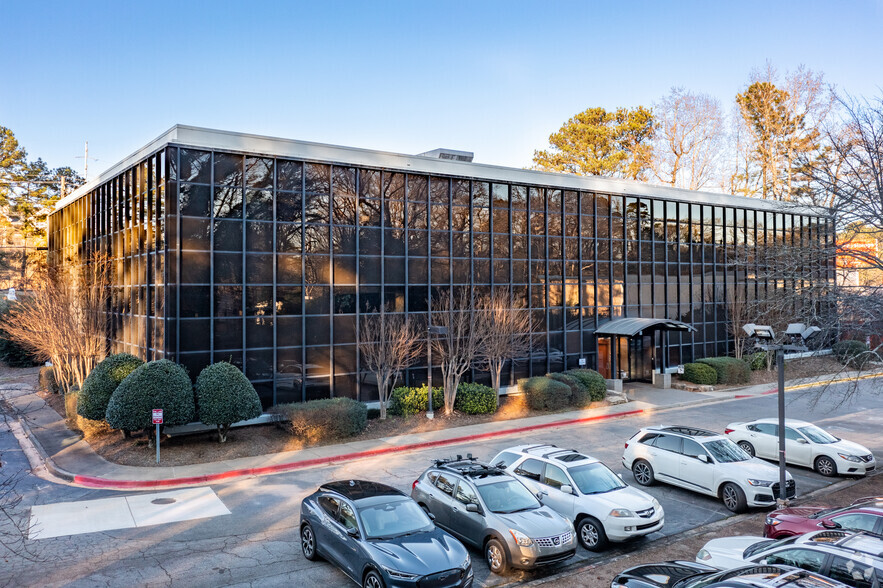 Primary Photo Of 1835 Savoy Dr, Atlanta Medical For Lease