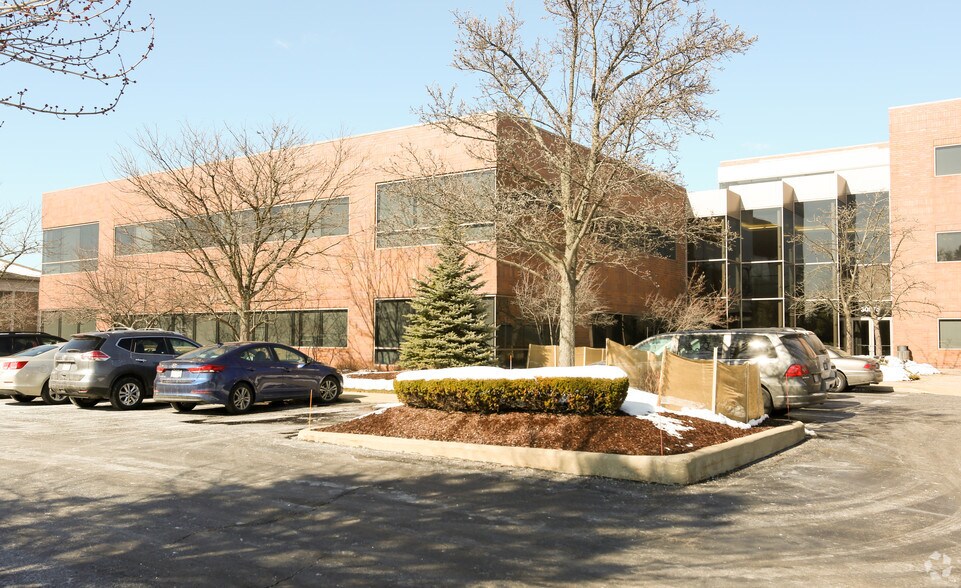 More Photos Of 30575 Bainbridge Rd, Solon Coworking Space