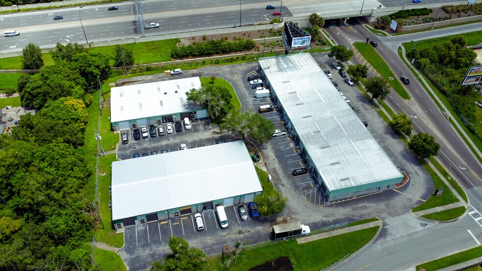 More Photos Of 400 N Pine Hills Rd, Orlando Unknown For Lease