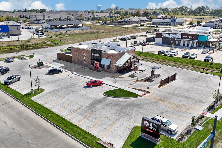 More Photos Of 965 SE Alices Rd, Waukee Fast Food For Sale