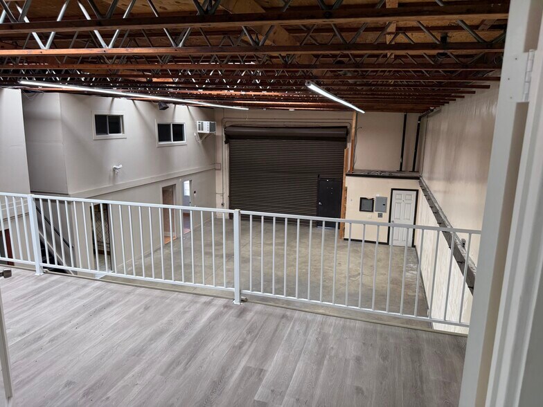 More Photos Of 3814 W 139th St, Hawthorne Warehouse For Sale