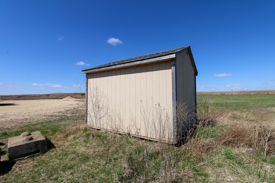 More Photos Of 5640 44th Ave S, Clinton Industrial For Sale