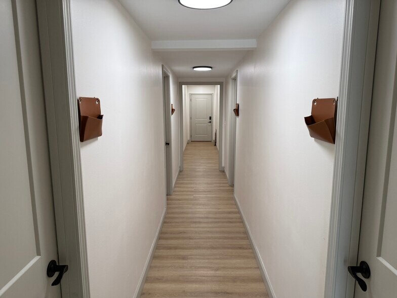 More Photos Of 1604 State Route 121 N, Murray Warehouse For Sale