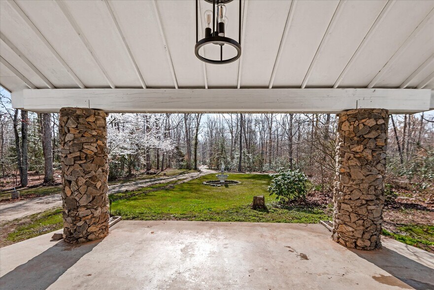 More Photos Of 7621 River Rd, Fredericksburg Specialty For Sale