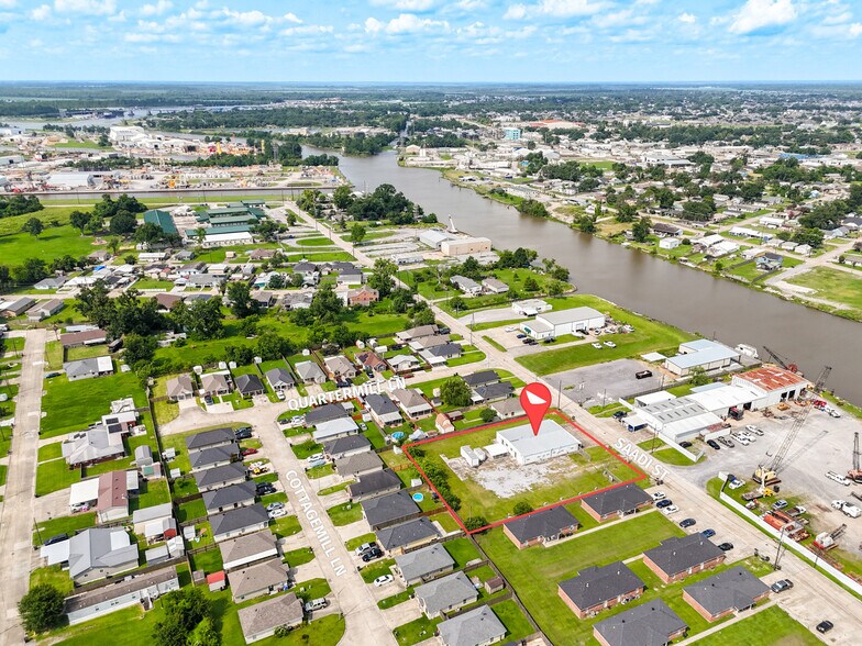 More Photos Of 822 Saadi St, Houma Flex For Sale