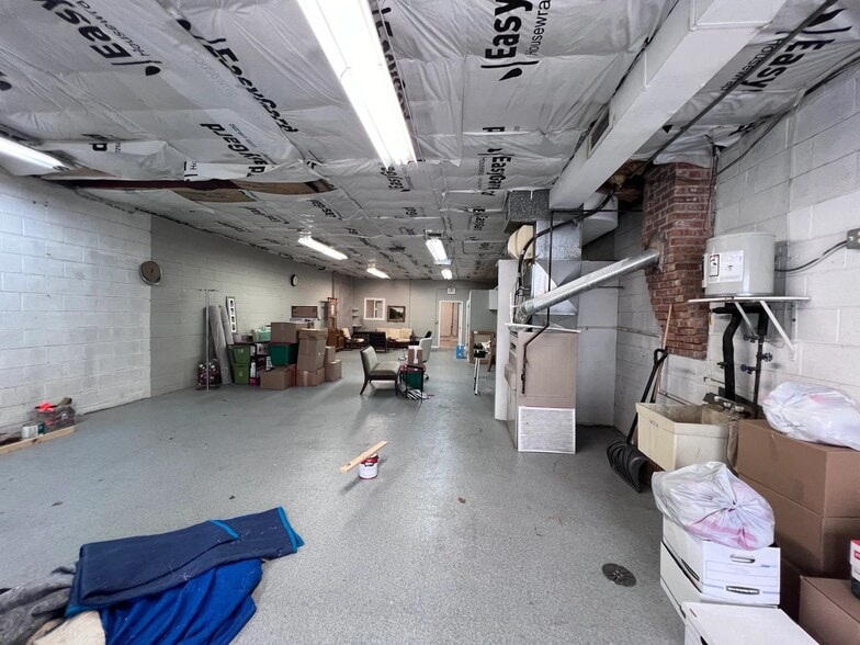 More Photos Of 7312 N Milwaukee Ave, Niles Office For Sale