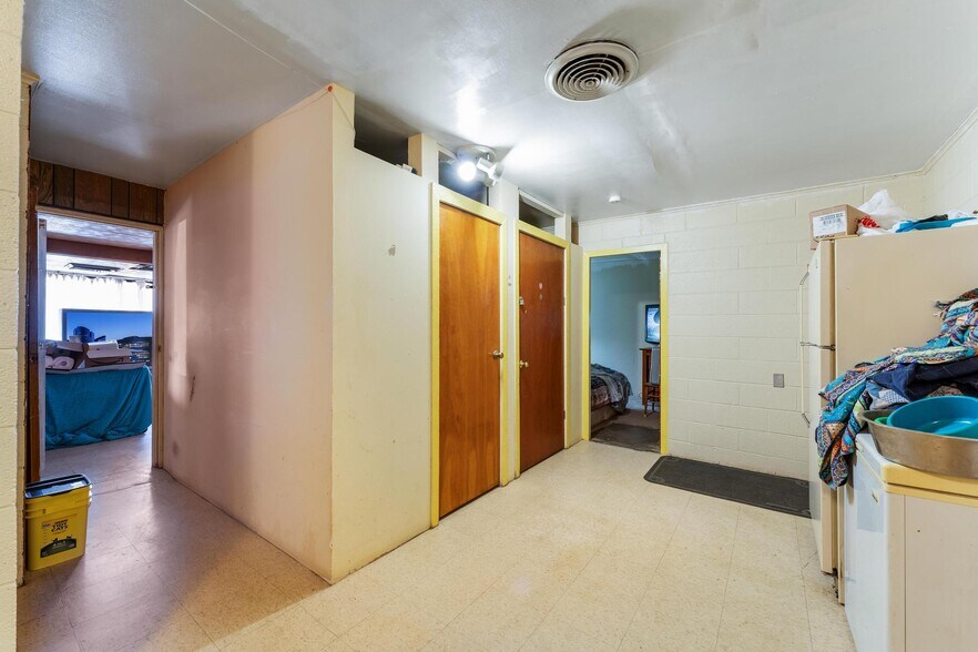 More Photos Of 485 S 100 W, Milford Hotel For Sale