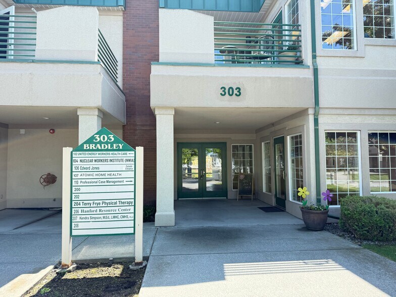 More Photos Of 303 Bradley Blvd, Richland Medical For Lease