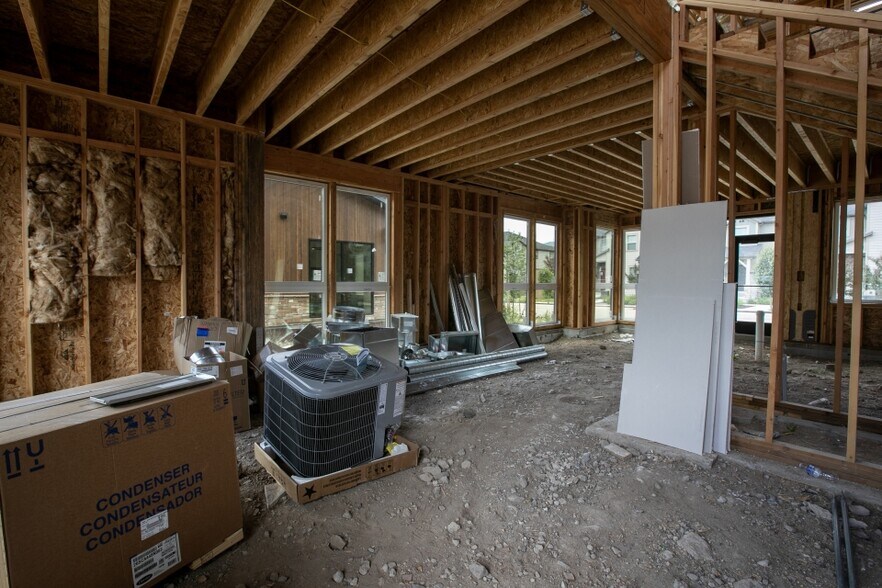 More Photos Of 1048-1056 W Wasatch Spring Rd, Kamas Office For Sale