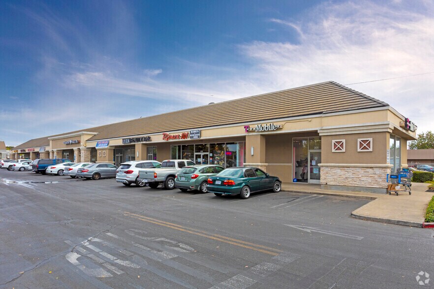 More Photos Of 3848 McHenry Ave, Modesto Unknown For Lease