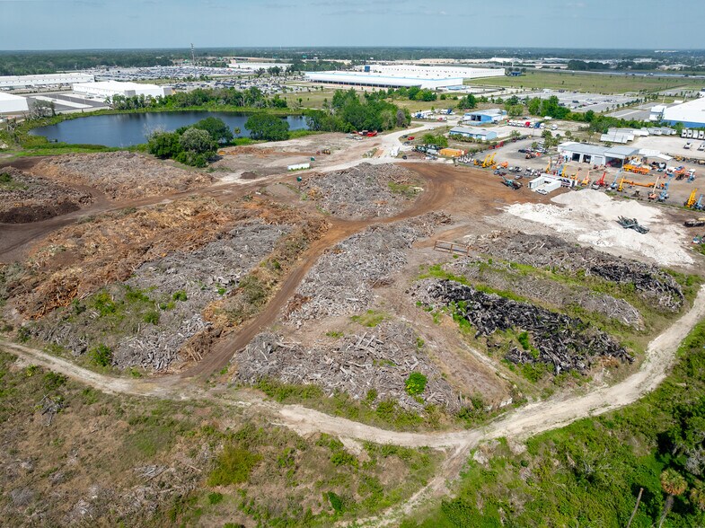 More Photos Of 136 Hermit Smith Rd, Apopka Land For Lease