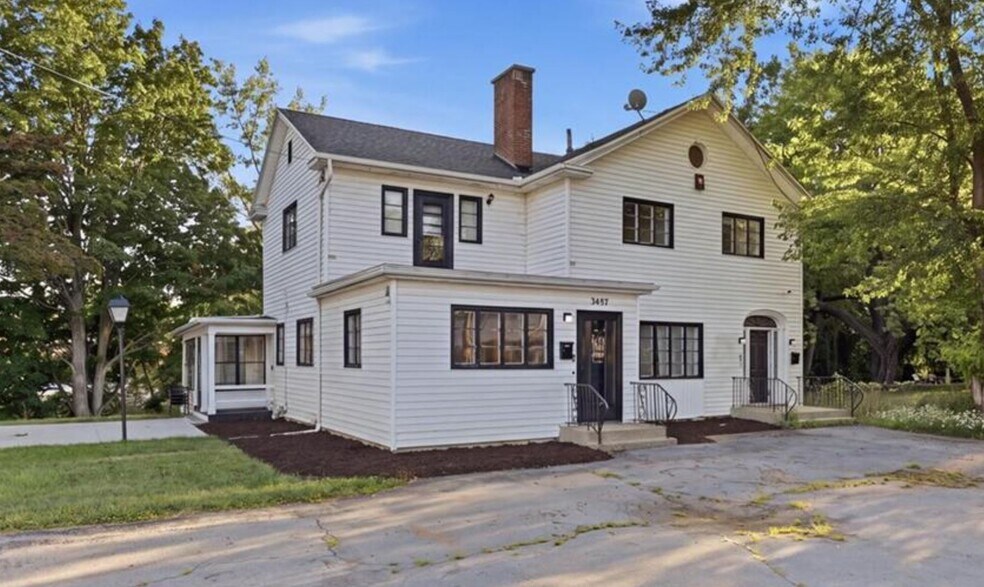 More Photos Of 3457 Clinton St, West Seneca Office Residential For Sale
